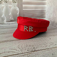 Красное кепи в стиле RB из атласа со стразами