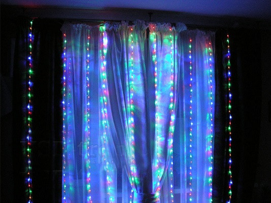 Світлодіодна Гірлянда-штора електрична на 280 Led великих матових "Водоспад" мультицвіт 3*1.5 м 25151 - E