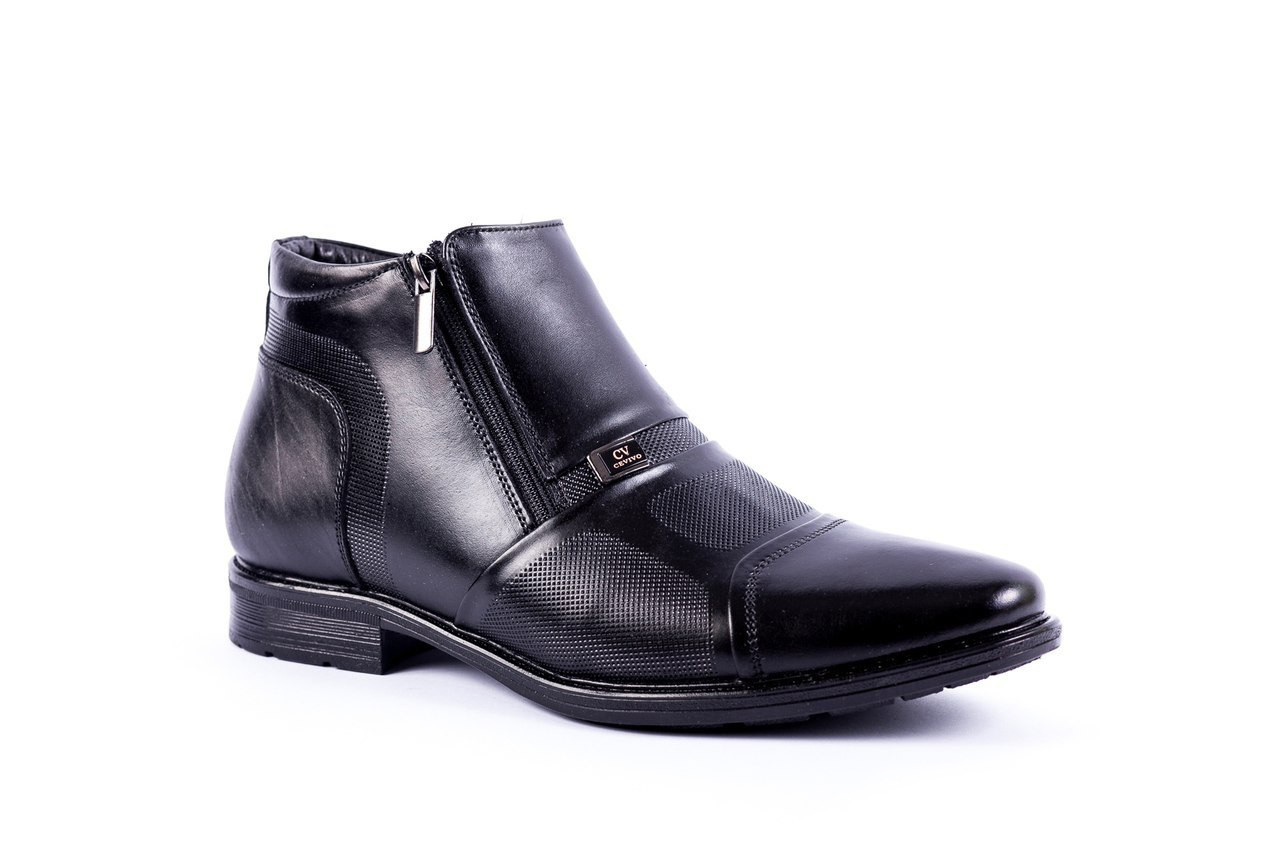 Чоловічі зимові черевики на замках, чорного кольору