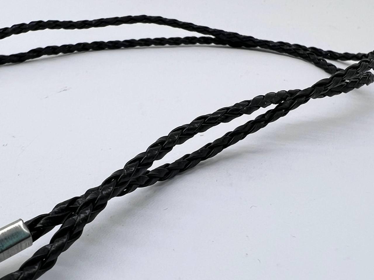 Шнурок держатель для очков плетеный косичка на силиконовых петлях Черный - фото 1 - id-p1731064313