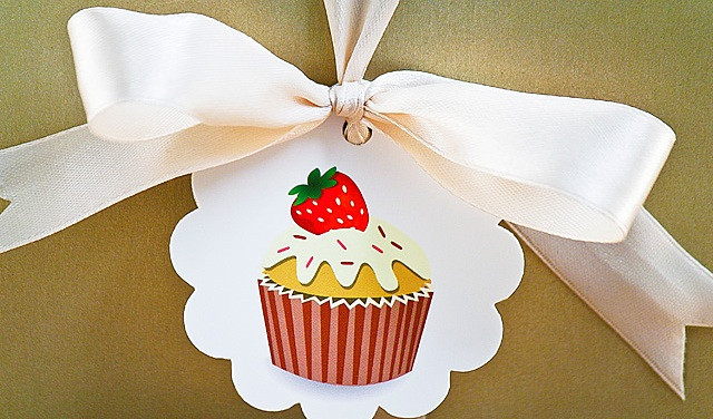 Бірка декоративна "Кекс із полуничкою", фото 1