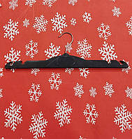 Плічка пластикові чорні з метал гачком для одягу 38 см