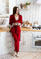 Женская пижама тройка: укороченный халат, майка и штаны красного цвета