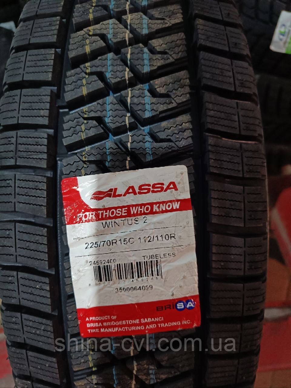 Зимові шини 225 70 r15C 112/110R Lassa Wintus 2