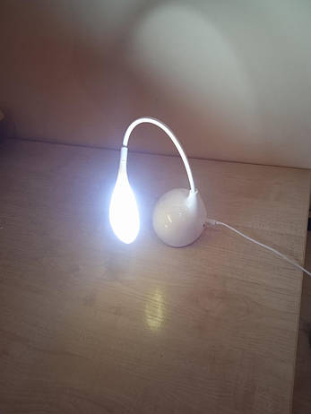 Гнучка настільна лампа Creative table lamp NO.CMD-8803 з зарядкою через USB, фото 3