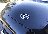 Эмблема, логотип TOYOTA 75*50 мм. Значек Тойота в решетку радиатора и на багажник
