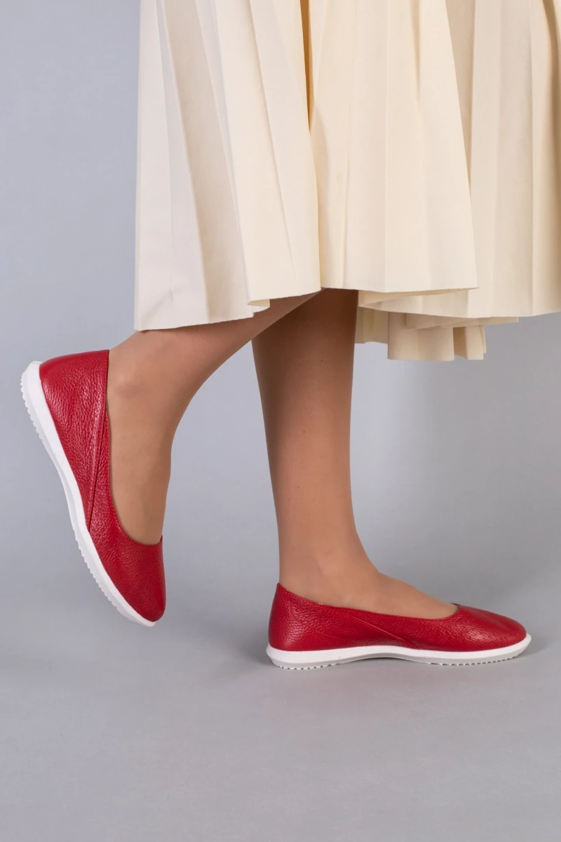 Жіночі літні балетки ShoesBand Червоні натуральні шкіряні всередині шкіряна підкладка з перфорацією 36 (23,5 см) (S94041)