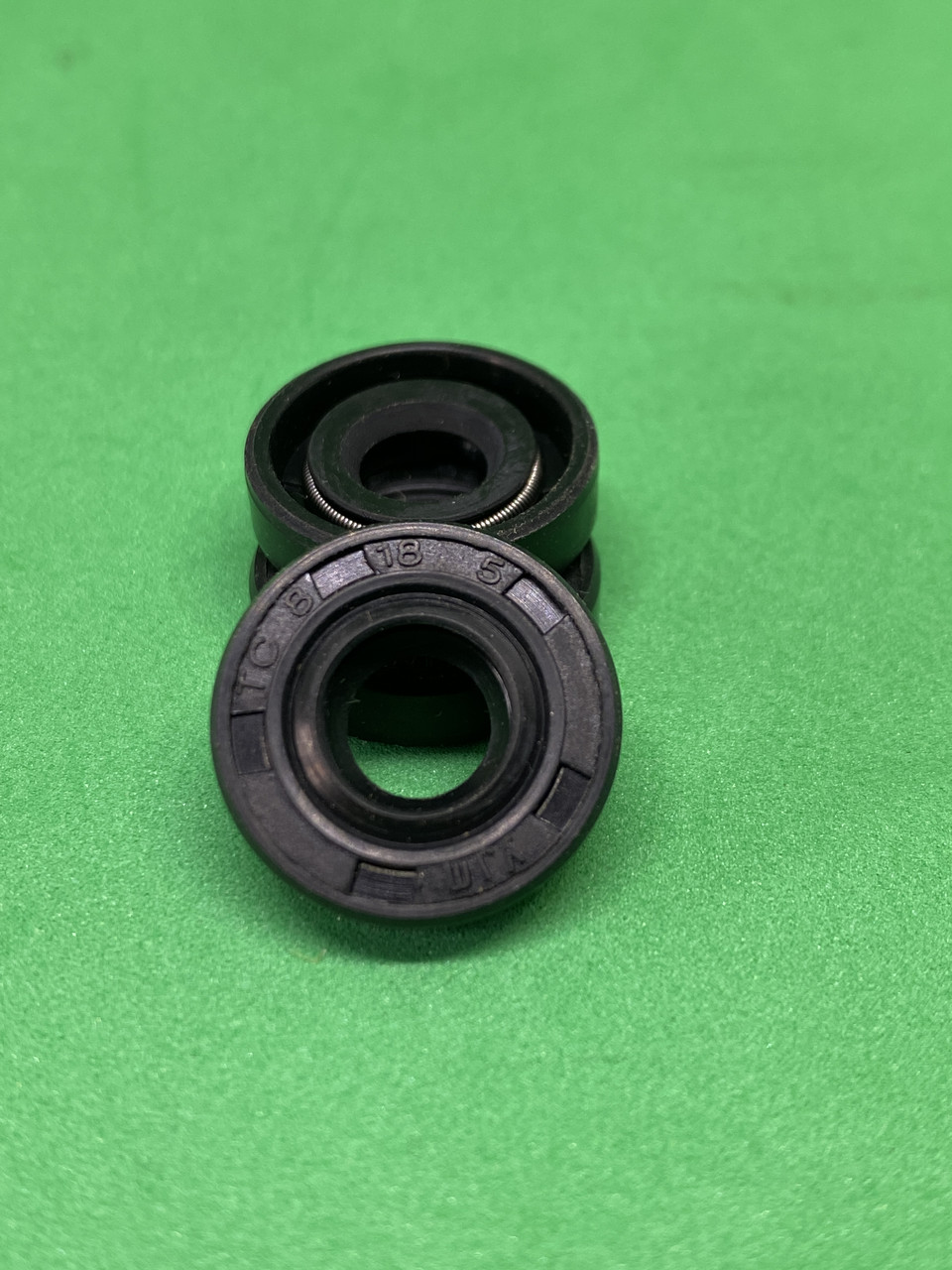 Сальник, Манжета 8х18-5, фото 1