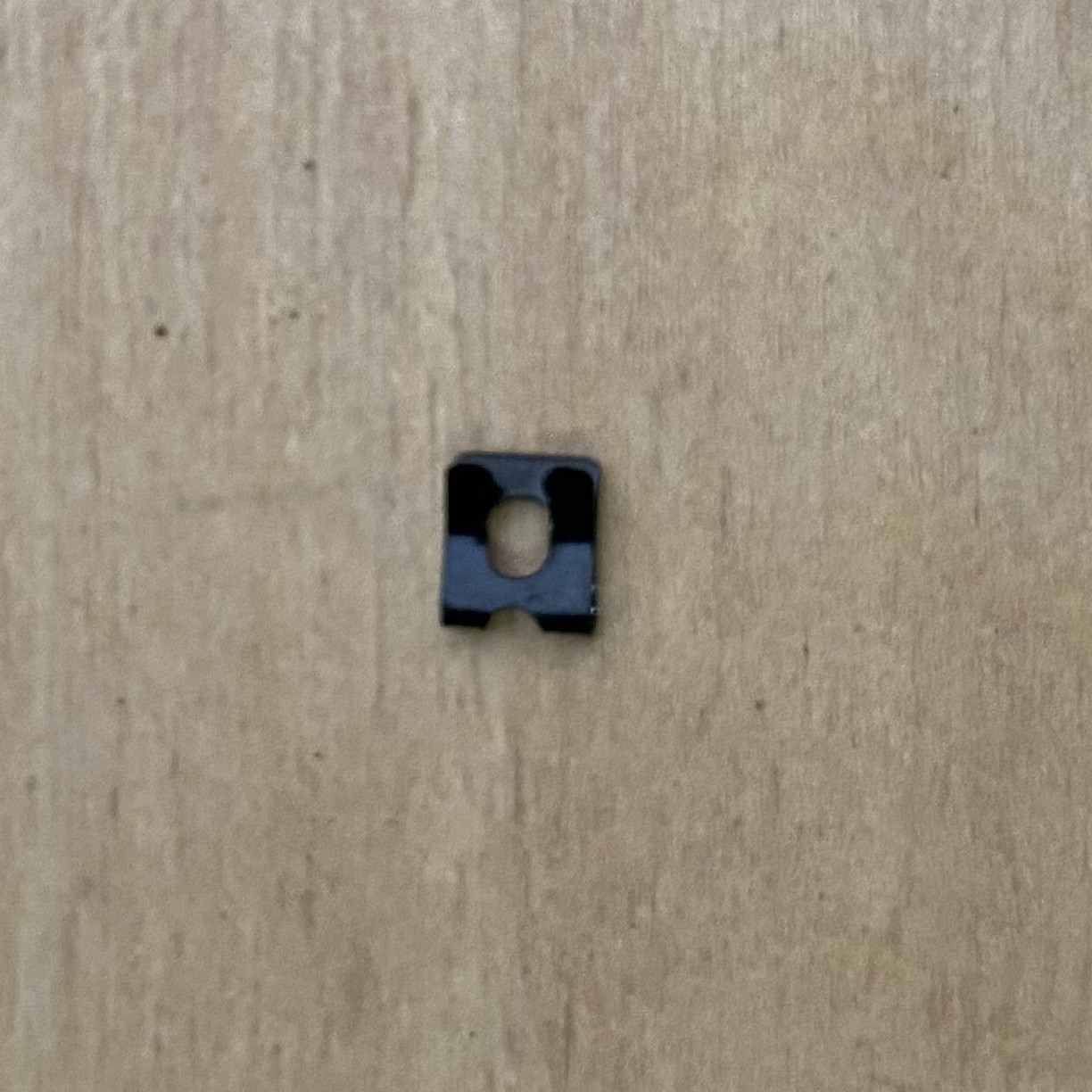 Скоба фиксатор тяги замка двери ВАЗ 2108 21080-6105252-008, цена