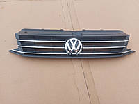 Решітка радіатора VW Polo седан 11р- решетка радиатора поло 6RU853653B