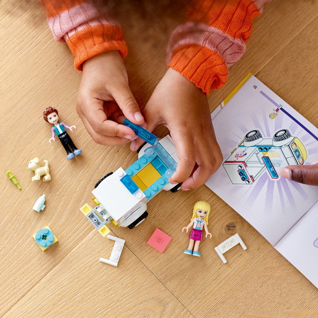 Конструктор Лего Friends Швидка Ветеринарна Допомога 41694 — в ...