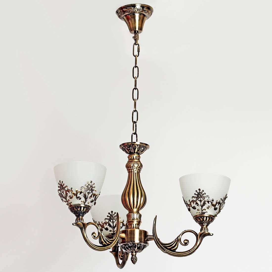 Люстра класична бронза 3 плафони 47х67 см