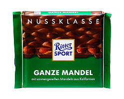 Шоколад молочний з цілісним мигдалем Ritter Sport Ganze Mandel, 100 г
