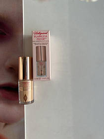 Універсальний засіб 3 в 1 Charlotte Tilbury Hollywood Flawless Filter №4,5 Medium, 5,5 мл