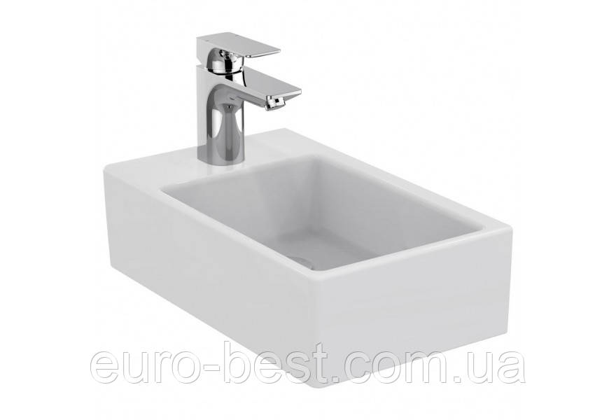 Умивальник 45 см Ideal Standard Strada