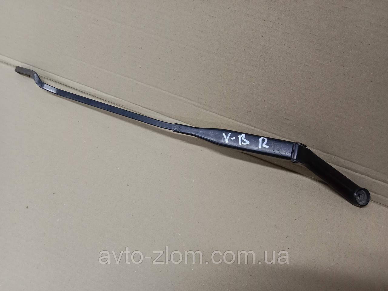Щіткотримач, повідець двірника Opel Vectra B. Опель Вектра Б. Правий. 90504175., фото 1