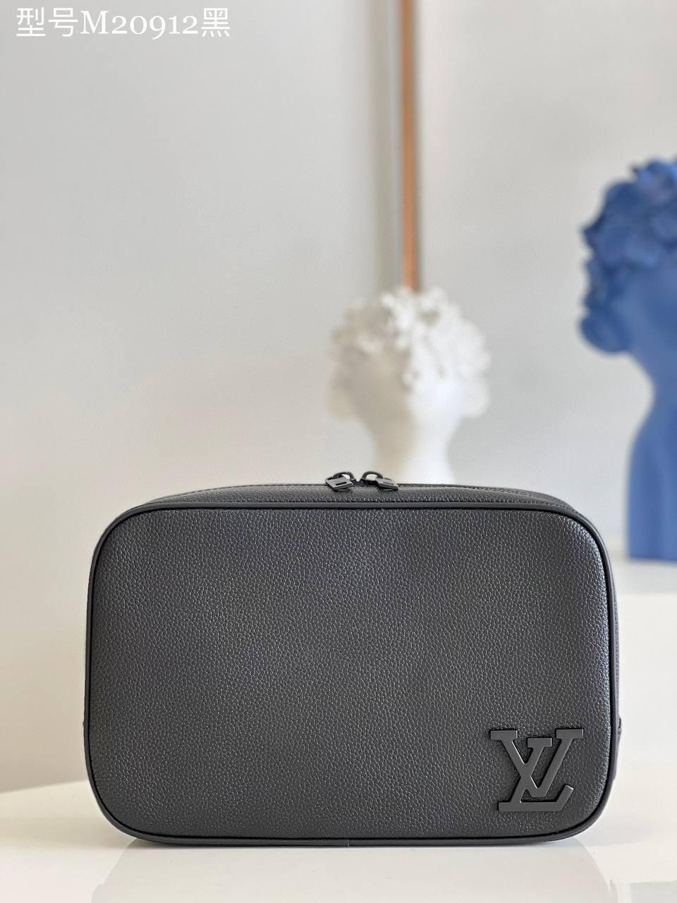 Косметичка LV Aerogram