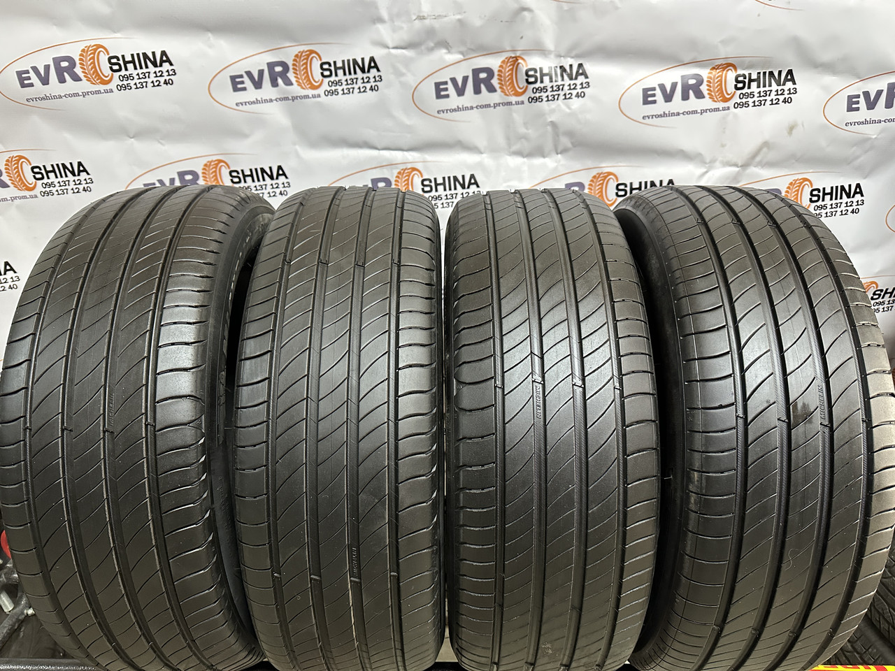 Шини Бу 215 55 17 Michelin — Купить Недорого на Bigl.ua (1734569642)