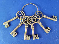 Бронзовый набор старых ключей арт. 0701
