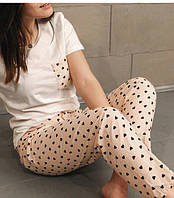 Футболка та штани