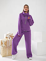 Теплий жіночий спортивний костюм без капюшона.  Колір фіолетовий.