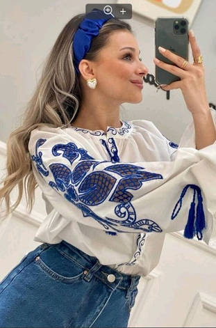 Вишиванка жіноча, блуза білого кольору з оригінальною вишивкою., фото 2