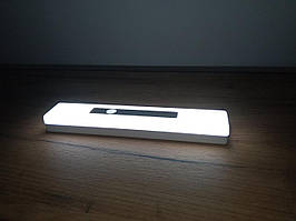 Лампа-ліхтар світлодіодна з датчиком руху та магнітом UAD-LT-02, 21 см, для дому, шафи та коридору