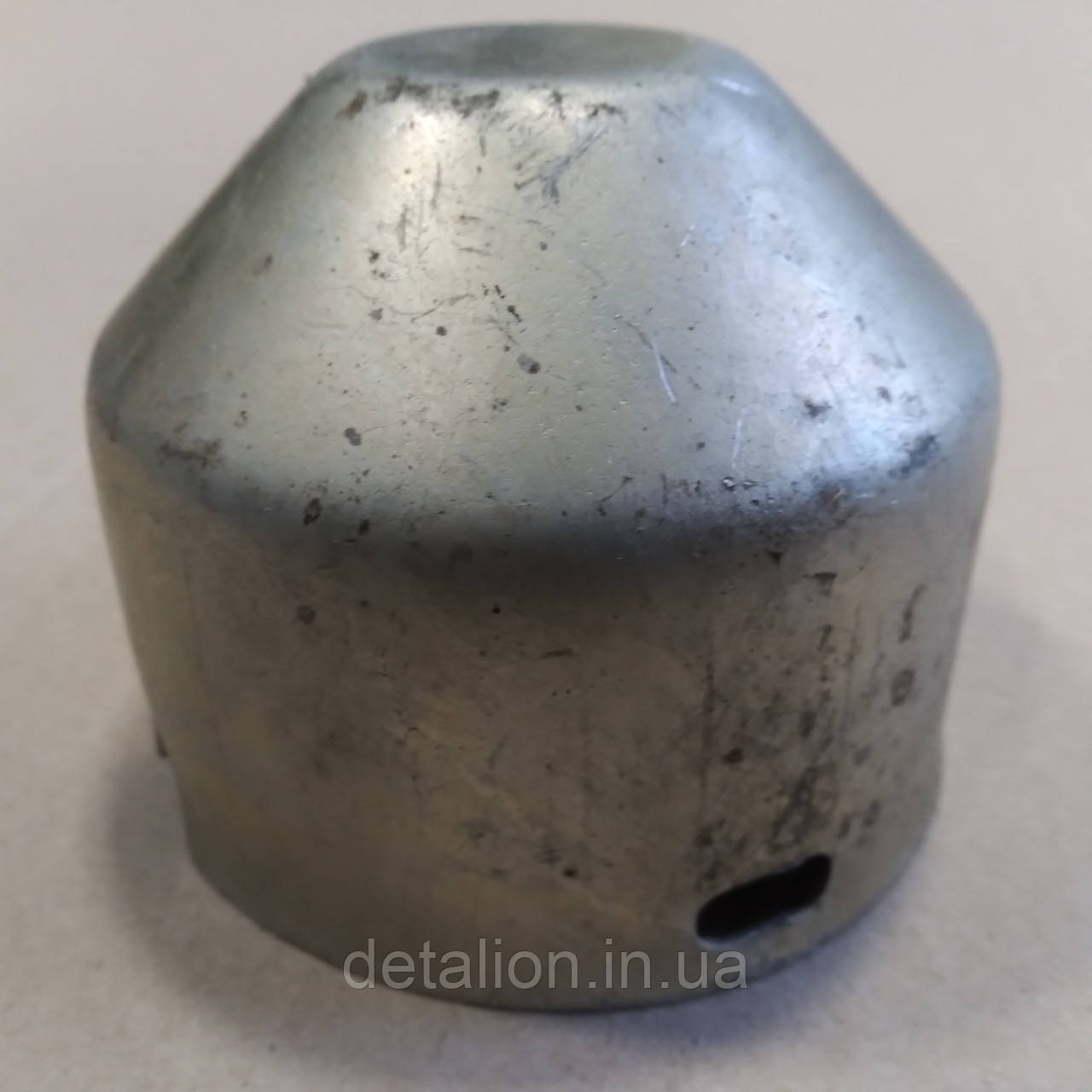 Чохол гайки гака буксирного КрАЗ. 260-2707310, фото 1