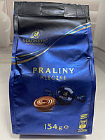 Конфеты с начинкой сливочного пралине в молочном шоколаде Magnetic Praliny Mleczne 154г Польша