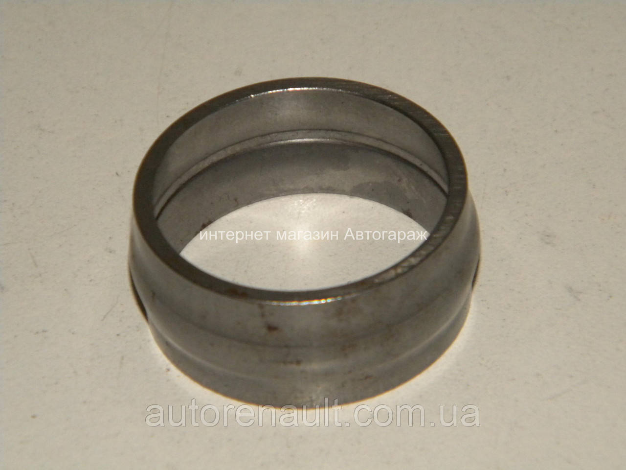 Роспорная втулка на Мерседес Спринтер 208-316 1995-2003 MERCEDES (Оригинал) 1083530042