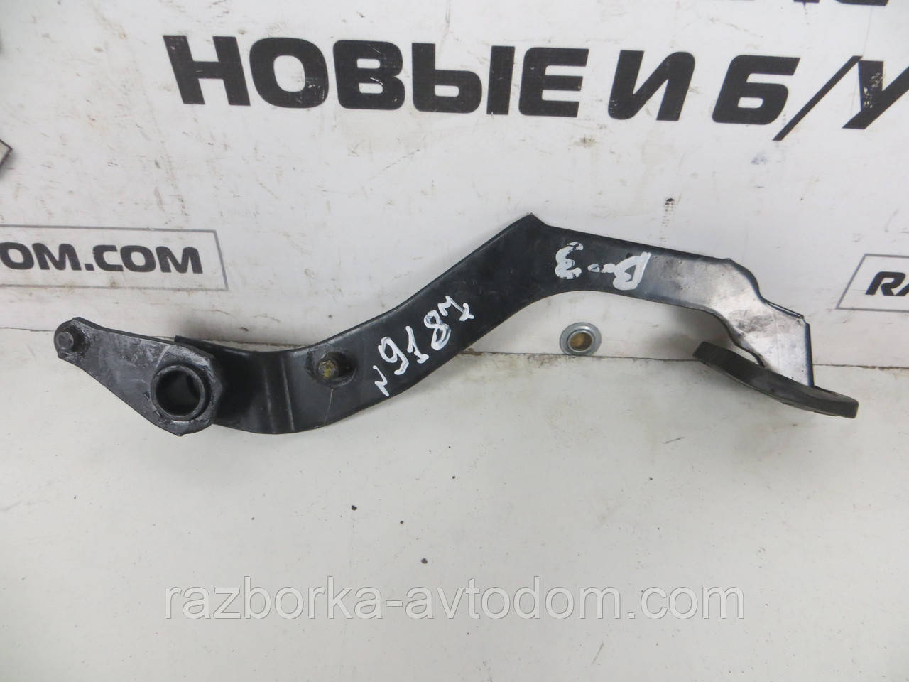 Педаль зчеплення метал VW Passat B3 (1988-1993) OE:1H1721321A