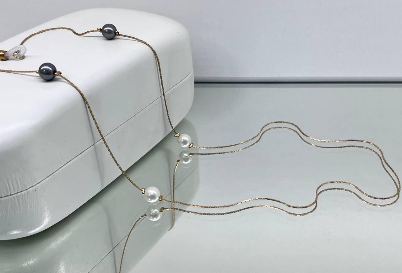 Шнурок держатель для очков с жемчужинками на силиконовых петлях - фото 2 - id-p1735985240
