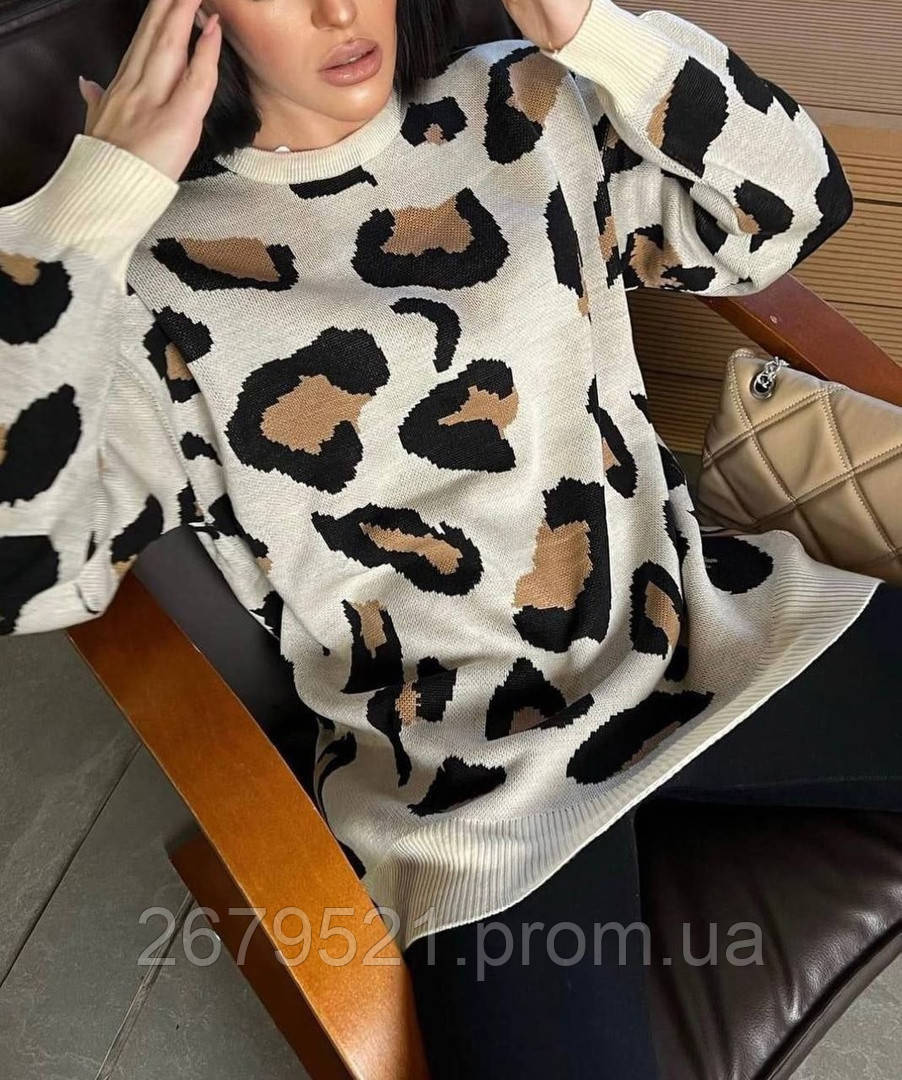 Жіночий в`язаний светр принт