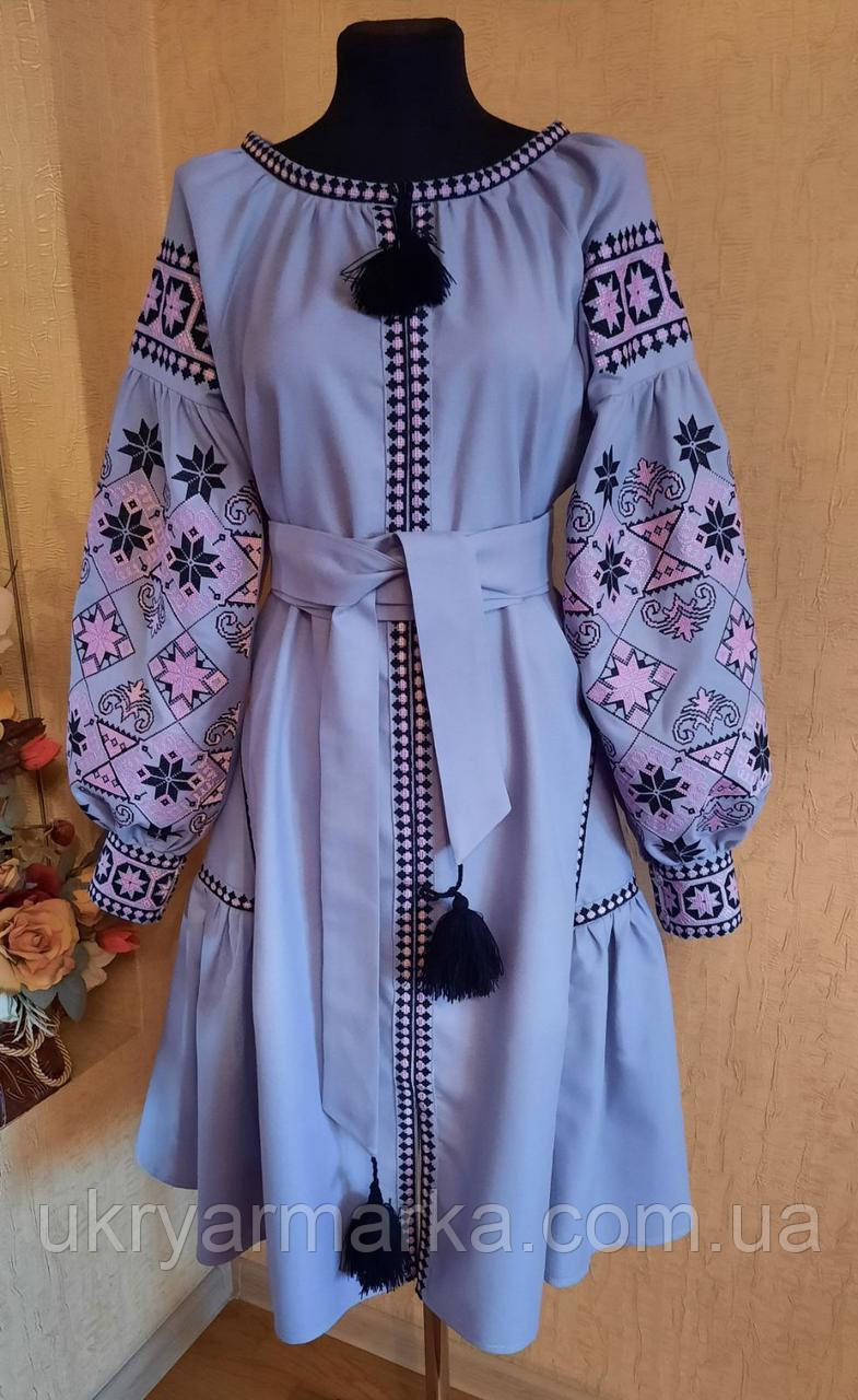 Вишита сукня "Лавандова імператриця"