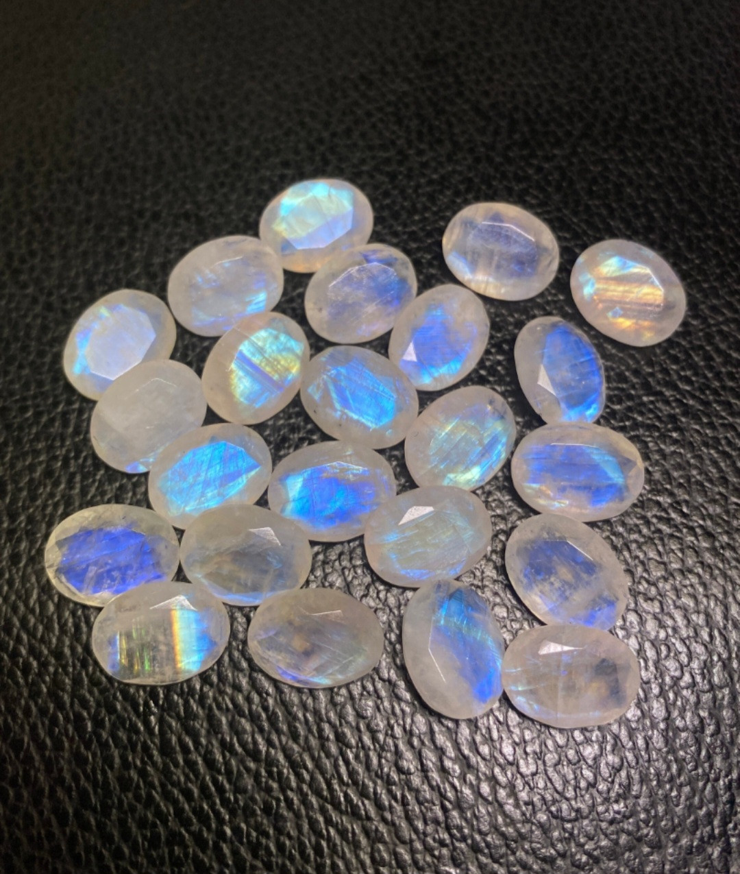 Лунный камень , адуляр 5 х 7 mm (ID#1736275163), цена: 550 ₴, купить на ...