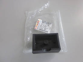 Піддомкрат GM 24435780 OPEL Vectra-C Signum & SAAB 9-3