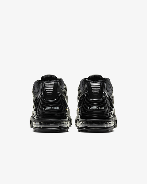 Nike tuned air max hotsell plus tn iii 3