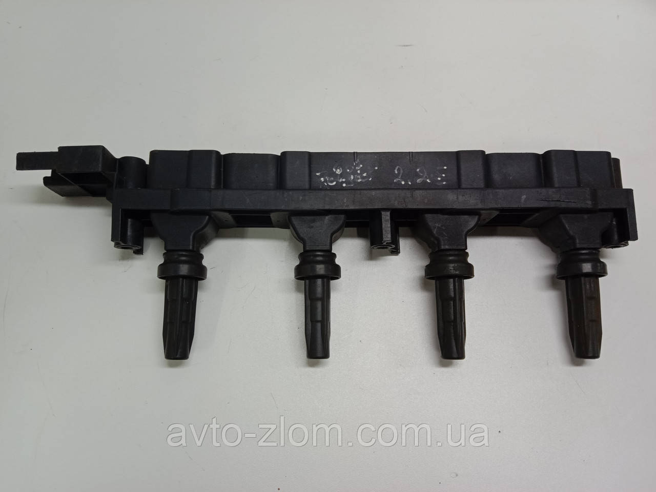 Котушка запалювання Peugeot Citroen, Пежо, Сітроен. 2.2 V16. 9635172580, 2526131A, фото 1