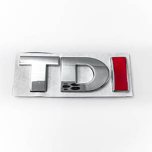 Емблема наклейка на кришку багажника TDI VW (Фольцваген) 72x25 мм Хром + І червона, фото 3