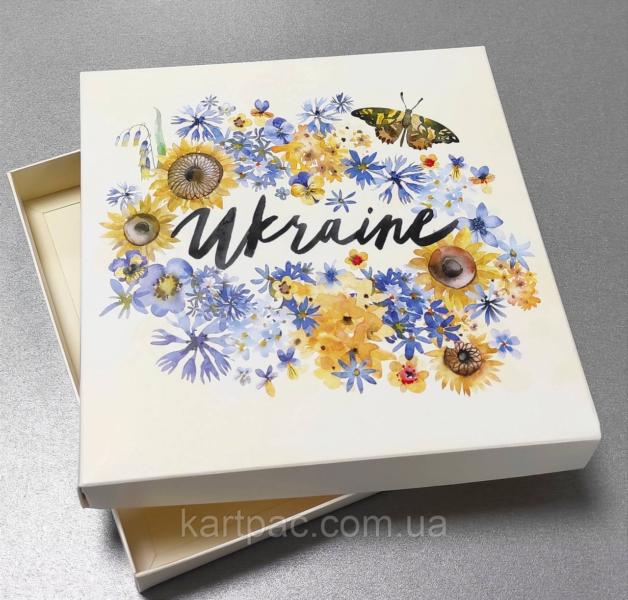 Коробка пакувальна для пряників 200*200*30 (УКРАЇНА)