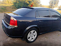 Бленда на скло Опель Вектра Ц Козирок заднього скла Спойлер для Opel Vectra C 2002-2008