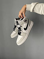 Мужские кроссовки Nike Air Jordan 1 Retro Grey (серо-белые с чёрным) высокие мужские кроссы S076 44 cross