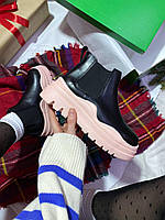 Женские ботинки Bottega Veneta Mini Pink No logo (чёрные с розовым) модные челси на платформе VB008 cross