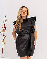 Стильне модне жіноче плаття з екошкіри з воланами, ззаду потайна змійка 50-52 Колір чорний