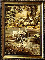 Картина из янтаря " Семья лебедей "
