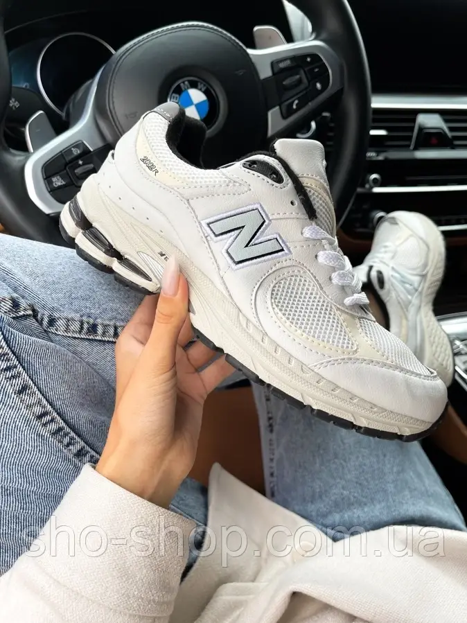 Кроссовки New Balance 2002R Beige