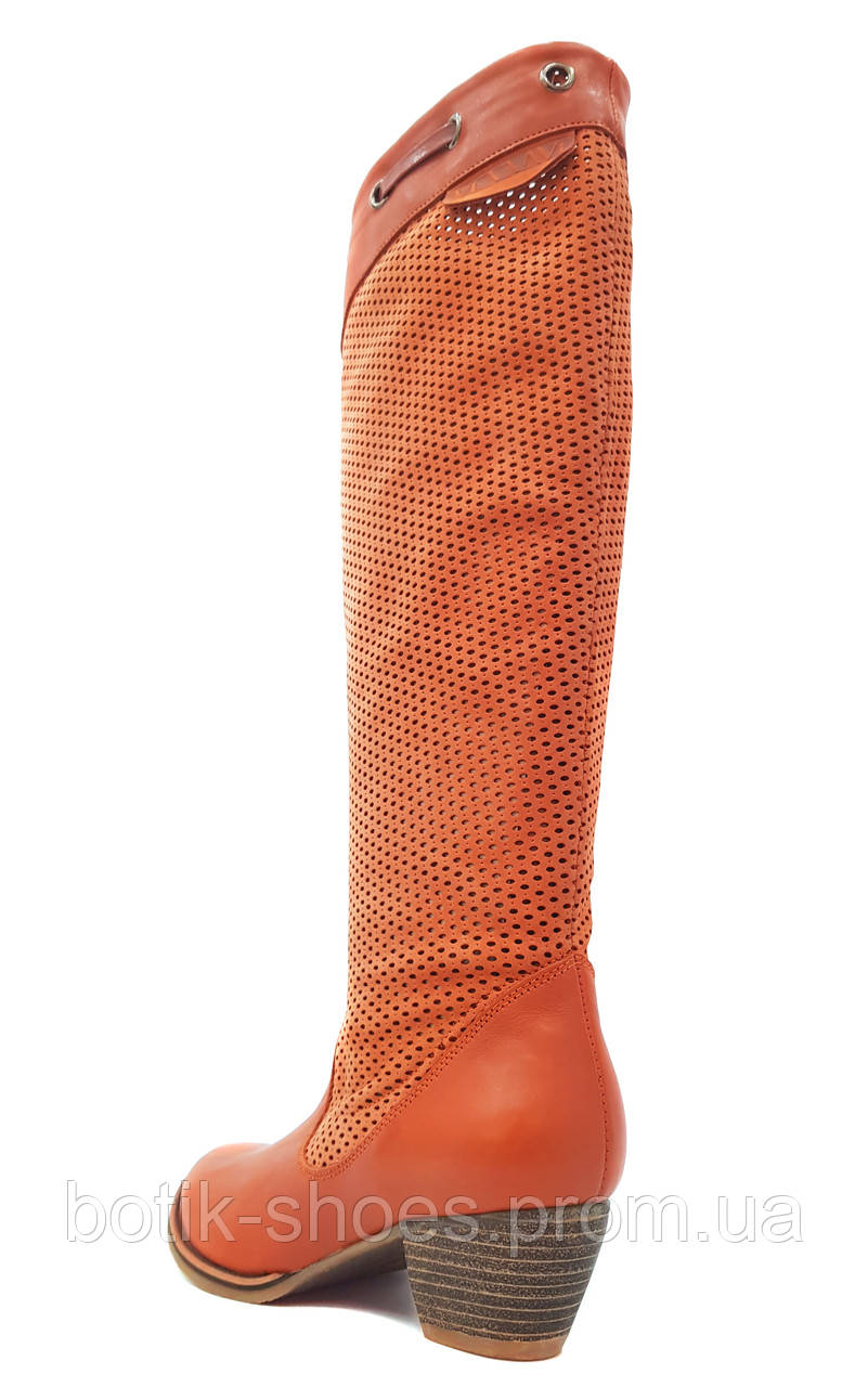Летние сапоги женские кожаные с перфорацией на низком каблуке модные стильные удобные 37 размер Vizzavi 4005 - фото 3 - id-p142581275
