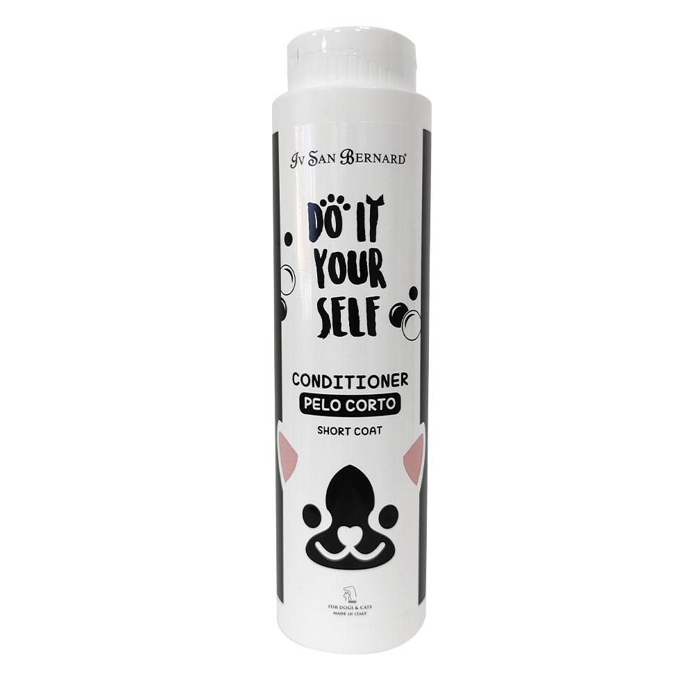 Кондиціонер для собак та кішок з короткою шерстю Iv San Bernard Do It Yourself Pelo Corto 300 мл