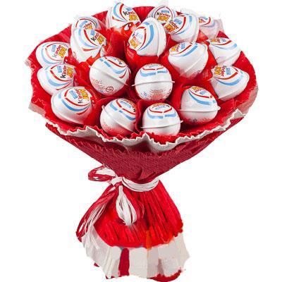 Букет з цукерок Кіндер Kinder Joy (19 шт.) солодкий подарунок