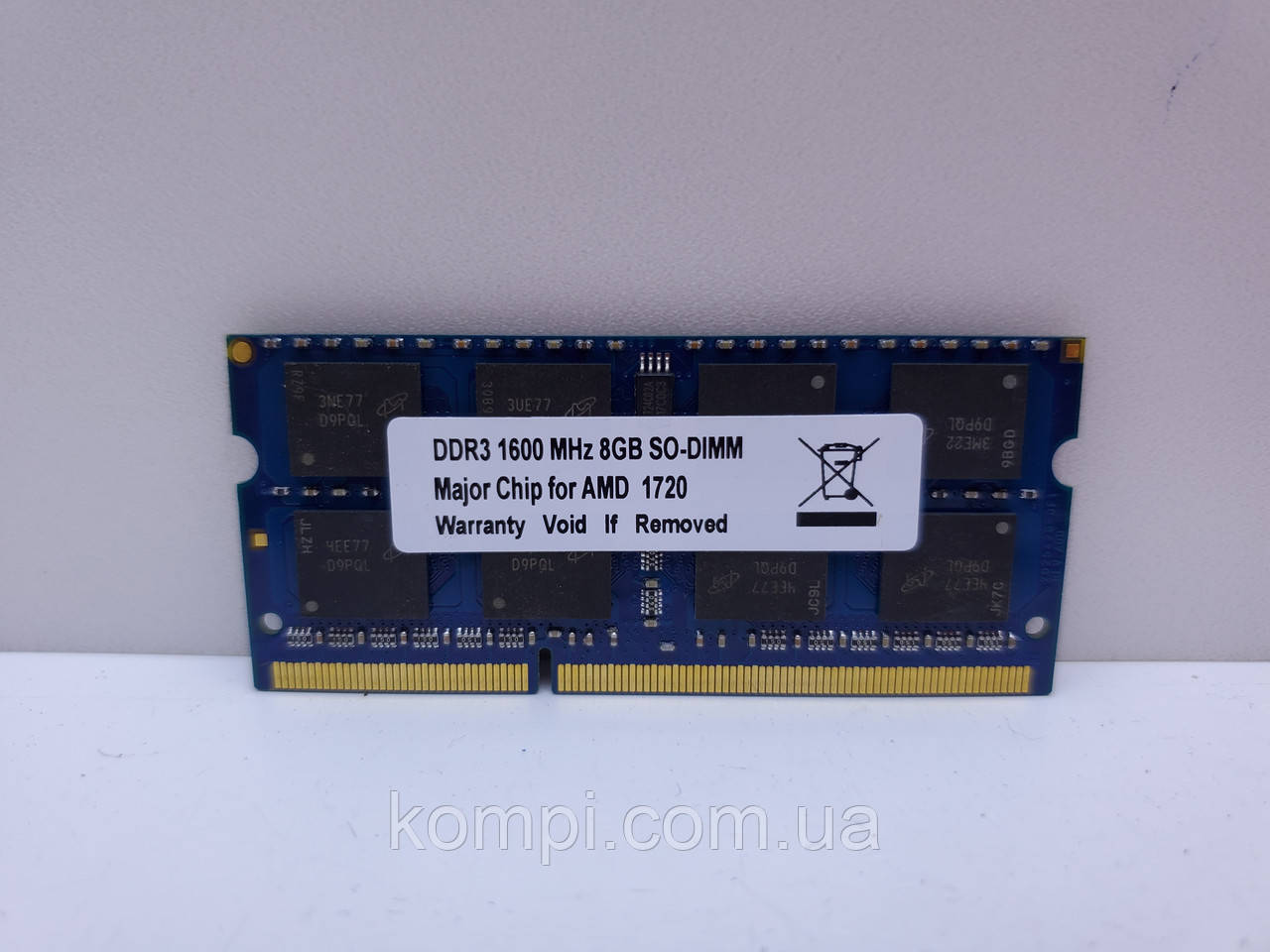 Оперативна пам'ять DDR3 8Gb 1600Mhz/PC12800 SODIMM AMD CHIP